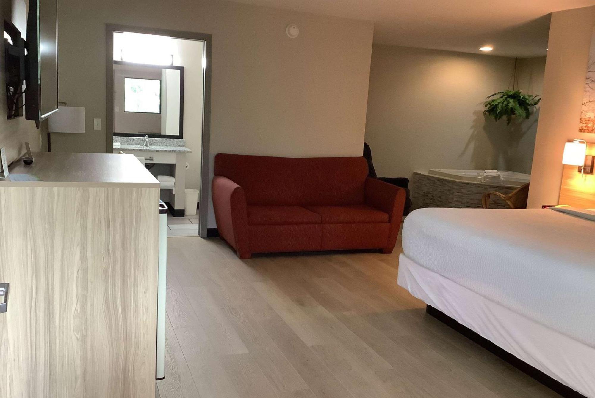 Days Inn By Wyndham Kingdom City Eksteriør bilde
